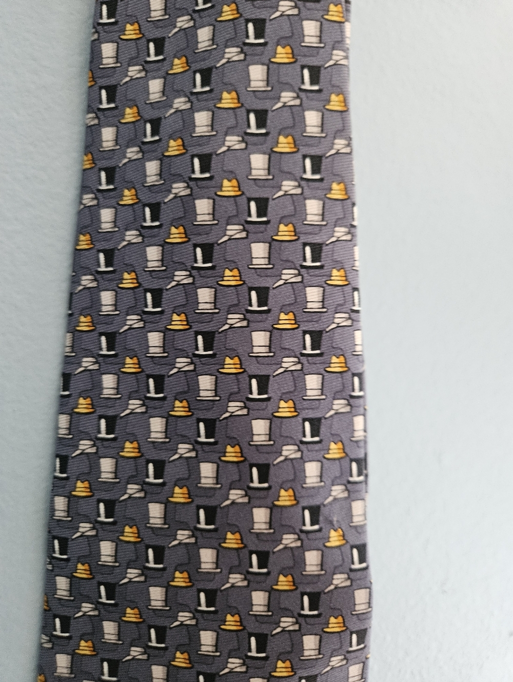 Banana Republic Silk Tie Made in Italy Gray Novelty Top Hat Fedora Bowler Print